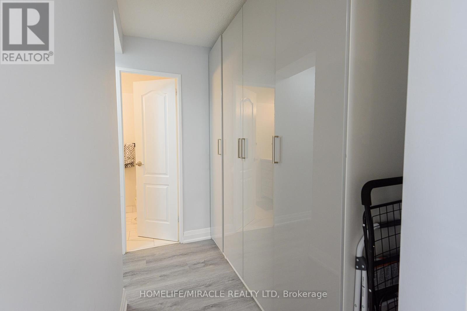 1201 - 714 The West Mall, Toronto, Ontario  M9C 4X1 - Photo 22 - W12550280