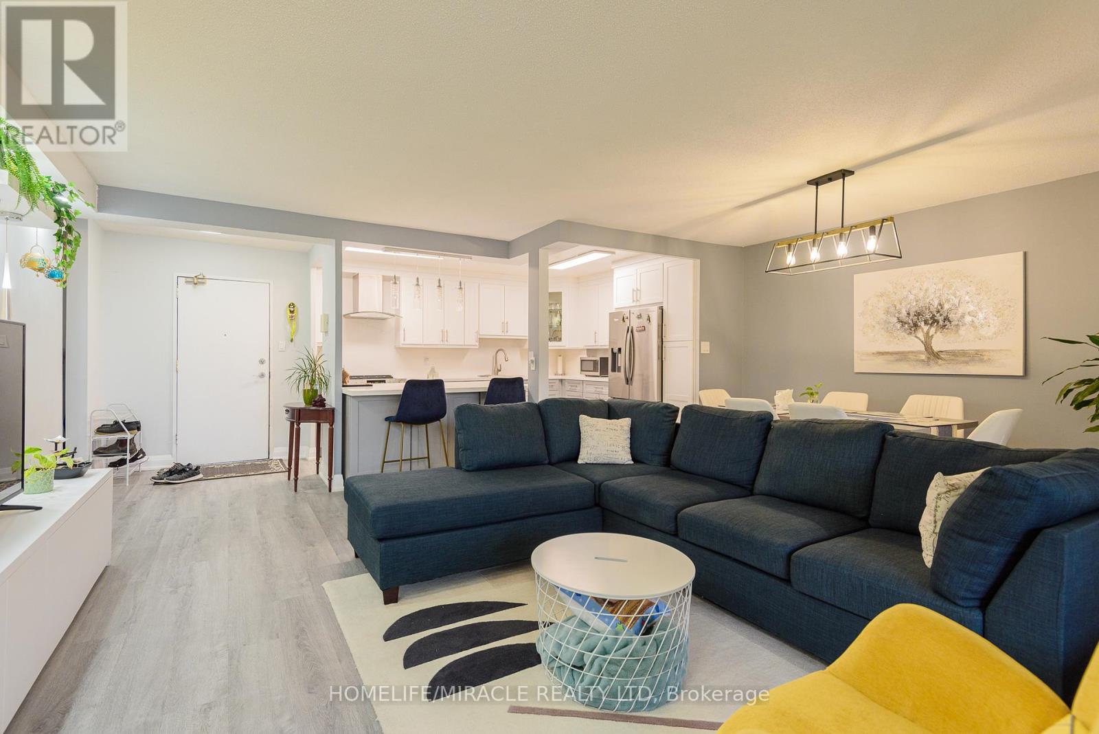 1201 - 714 The West Mall, Toronto, Ontario  M9C 4X1 - Photo 5 - W12550280