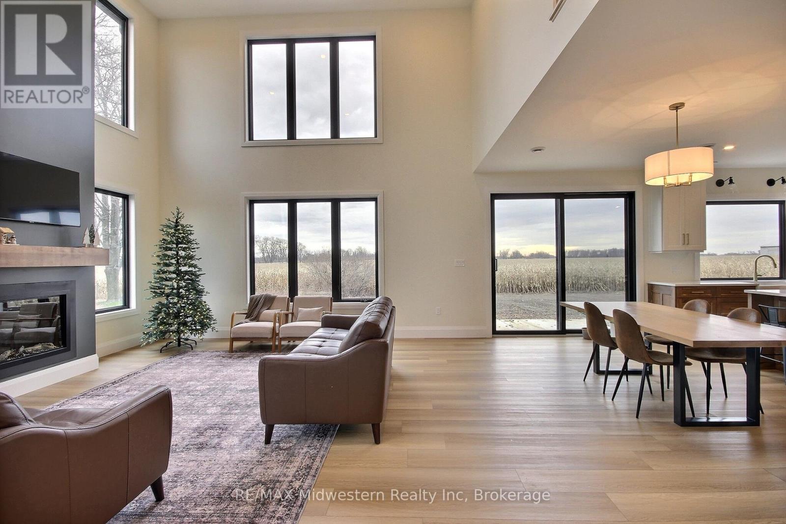 6589 Road 164 Road, North Perth, Ontario N0K 1P0 - Photo 13 - X12550456