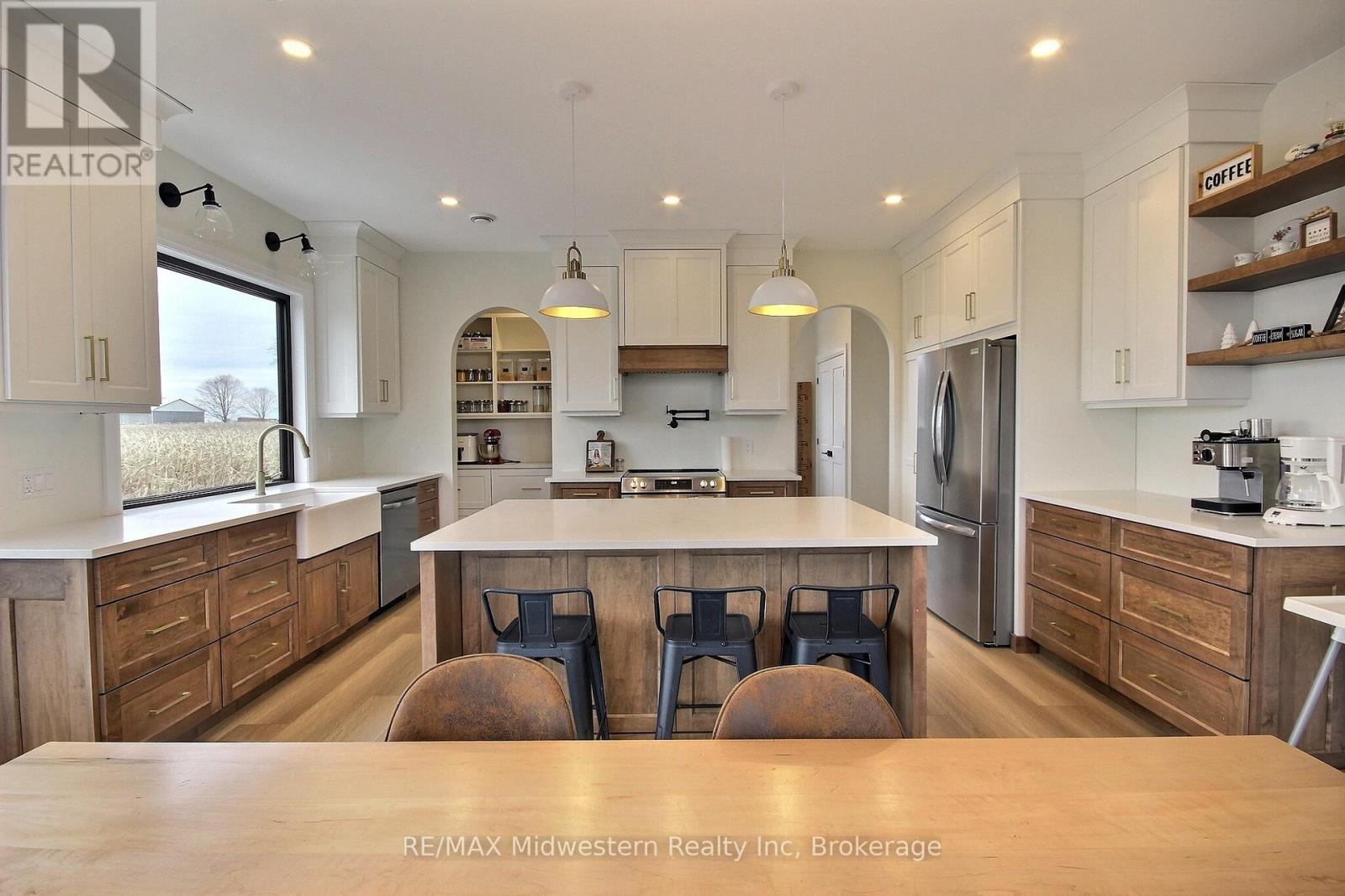 6589 Road 164 Road, North Perth, Ontario N0K 1P0 - Photo 9 - X12550456