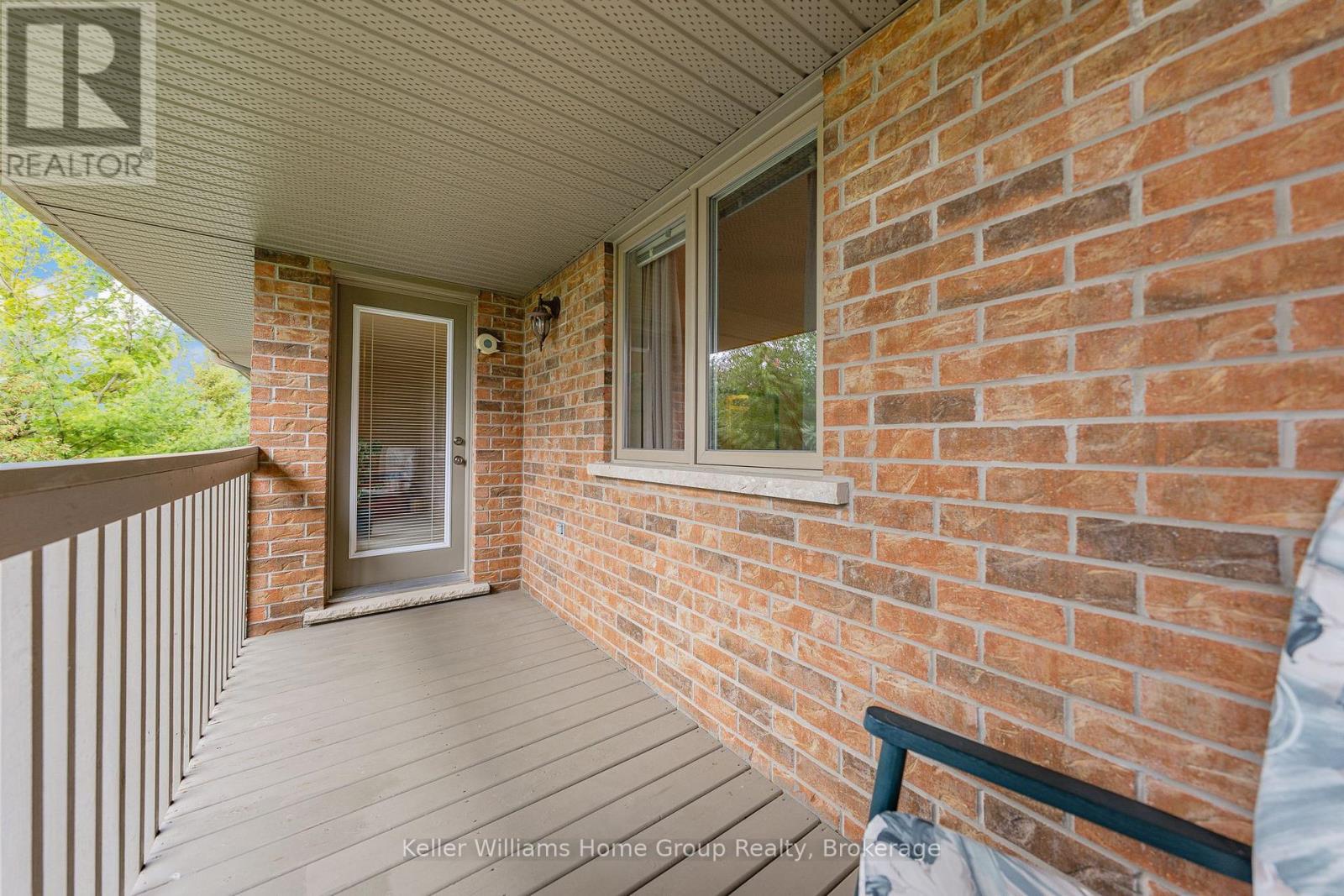 73 Patrick Boulevard, Centre Wellington, Ontario N0B 1S0 - Photo 19 - X12550492