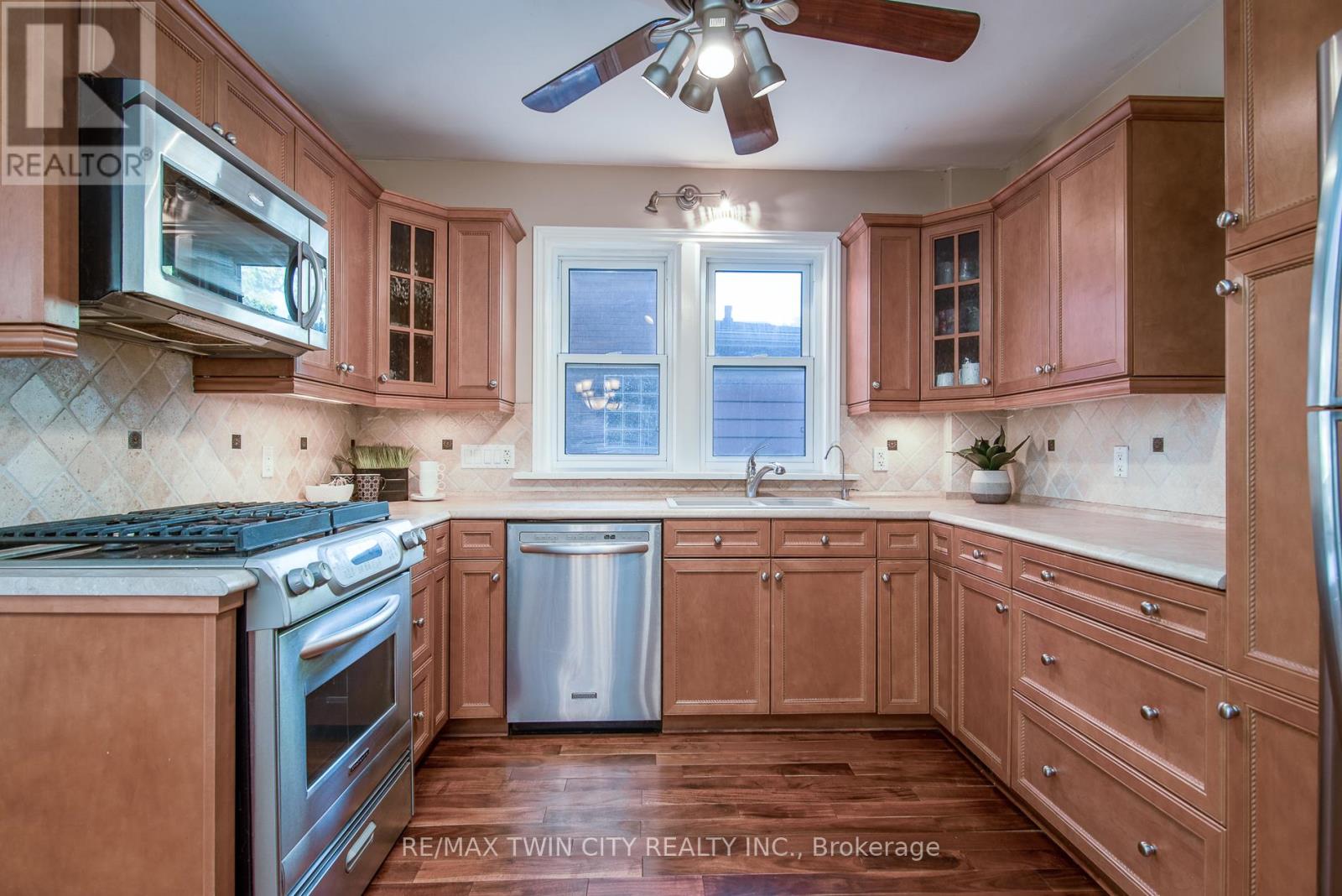 839 Queens Boulevard, Kitchener, Ontario  N2M 1A6 - Photo 13 - X12550326