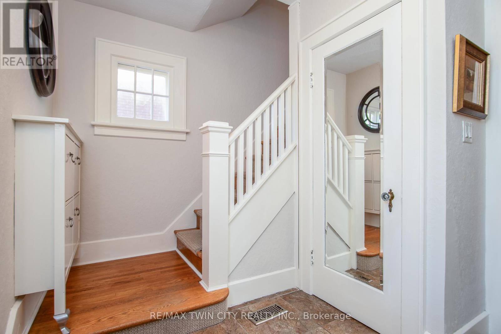 839 Queens Boulevard, Kitchener, Ontario  N2M 1A6 - Photo 8 - X12550326