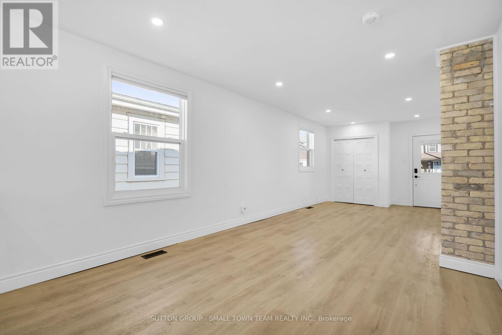 133 Emery Street E, London South, Ontario N6C 2C9 - Photo 12 - X12548028