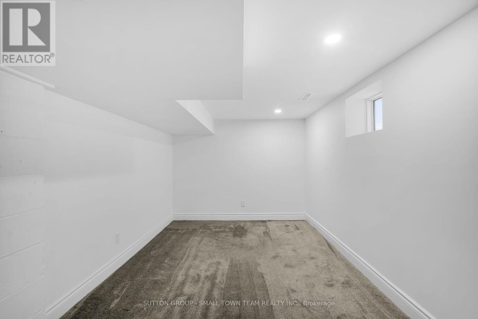 133 Emery Street E, London South, Ontario N6C 2C9 - Photo 28 - X12548028