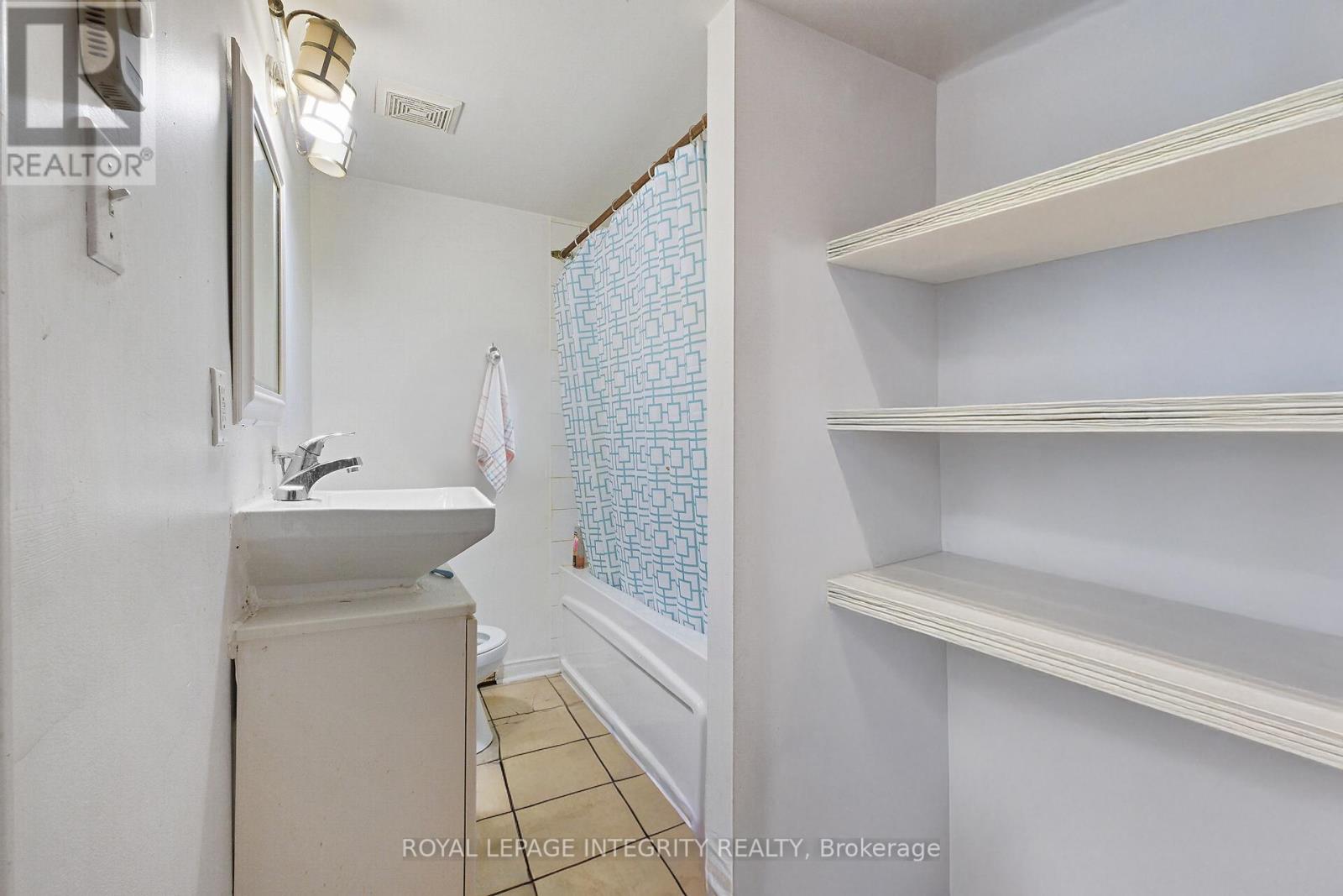 6 - 202 Rochester Street, Ottawa, Ontario K1R 7M6 - Photo 43 - X12372575