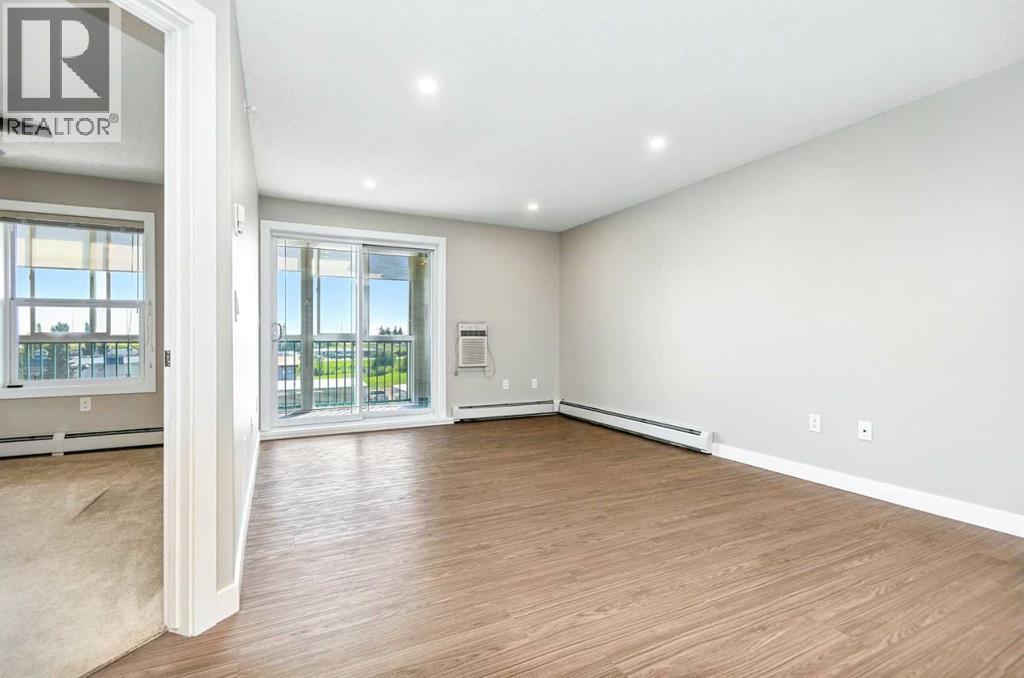 401, 4319 49 Street, Innisfail, Alberta  T4G 1Y4 - Photo 2 - A2244963