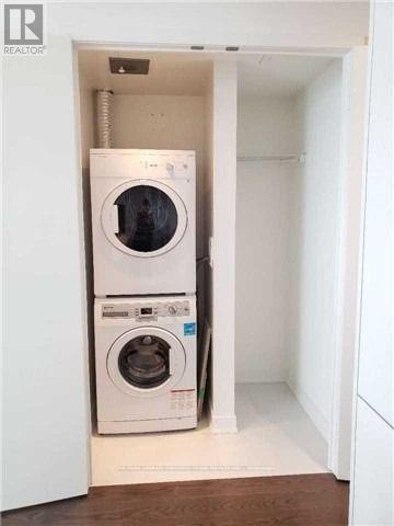 1407 - 100 Harbour Street, Toronto, Ontario  M5J 0B5 - Photo 13 - C12550490