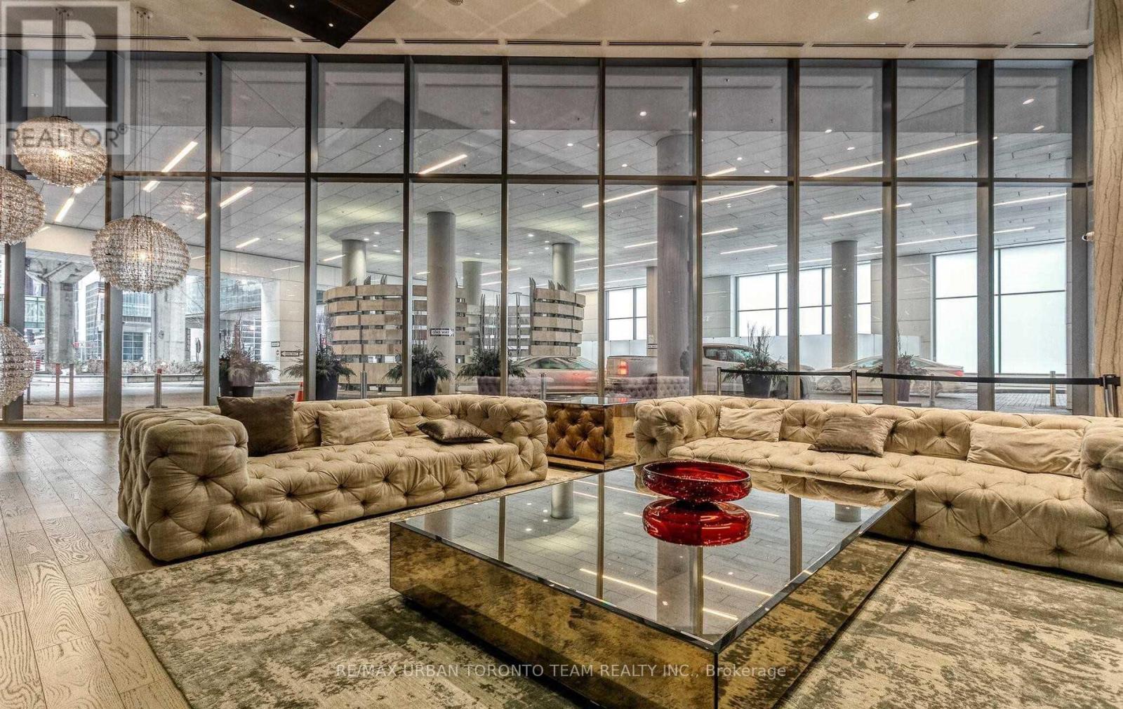 1407 - 100 Harbour Street, Toronto, Ontario  M5J 0B5 - Photo 16 - C12550490