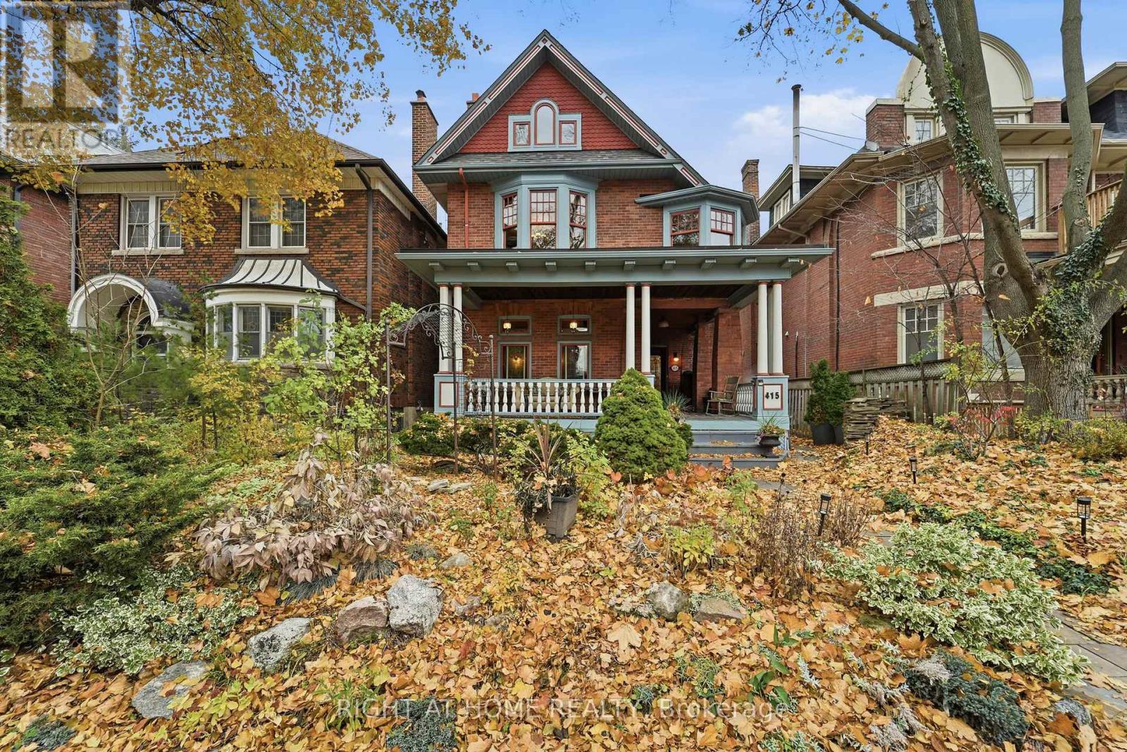 415 PALMERSTON BOULEVARD, Toronto, Ontario