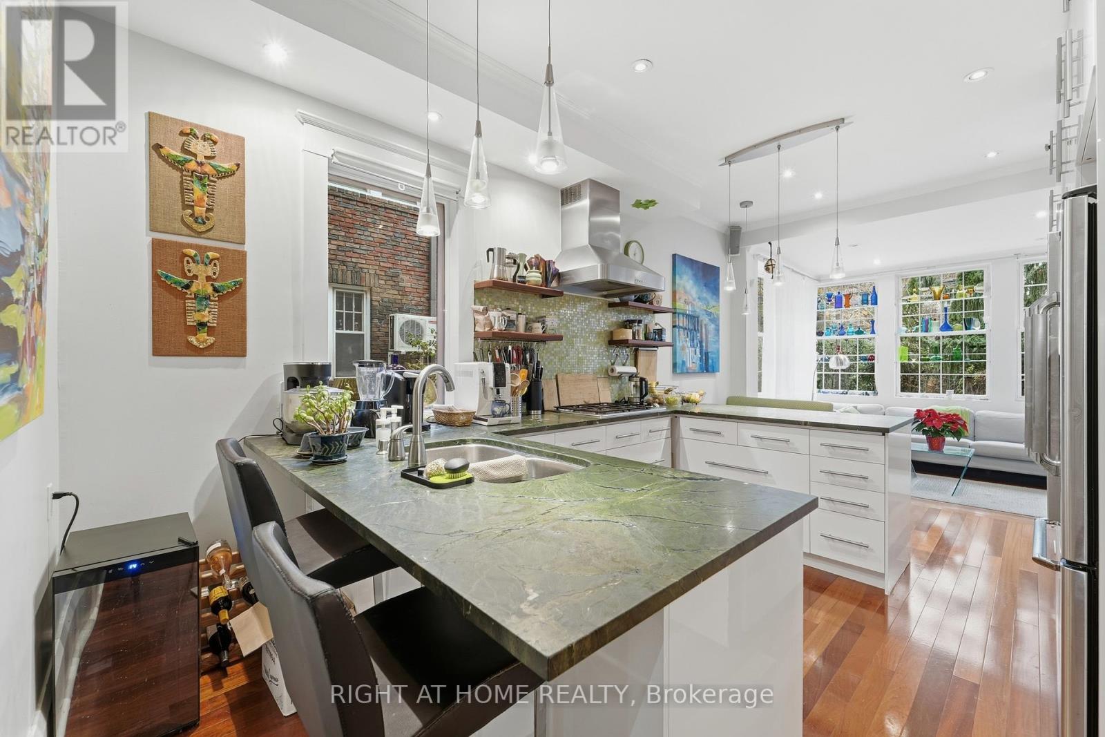 415 Palmerston Boulevard, Toronto, Ontario  M6G 2N7 - Photo 23 - C12550494