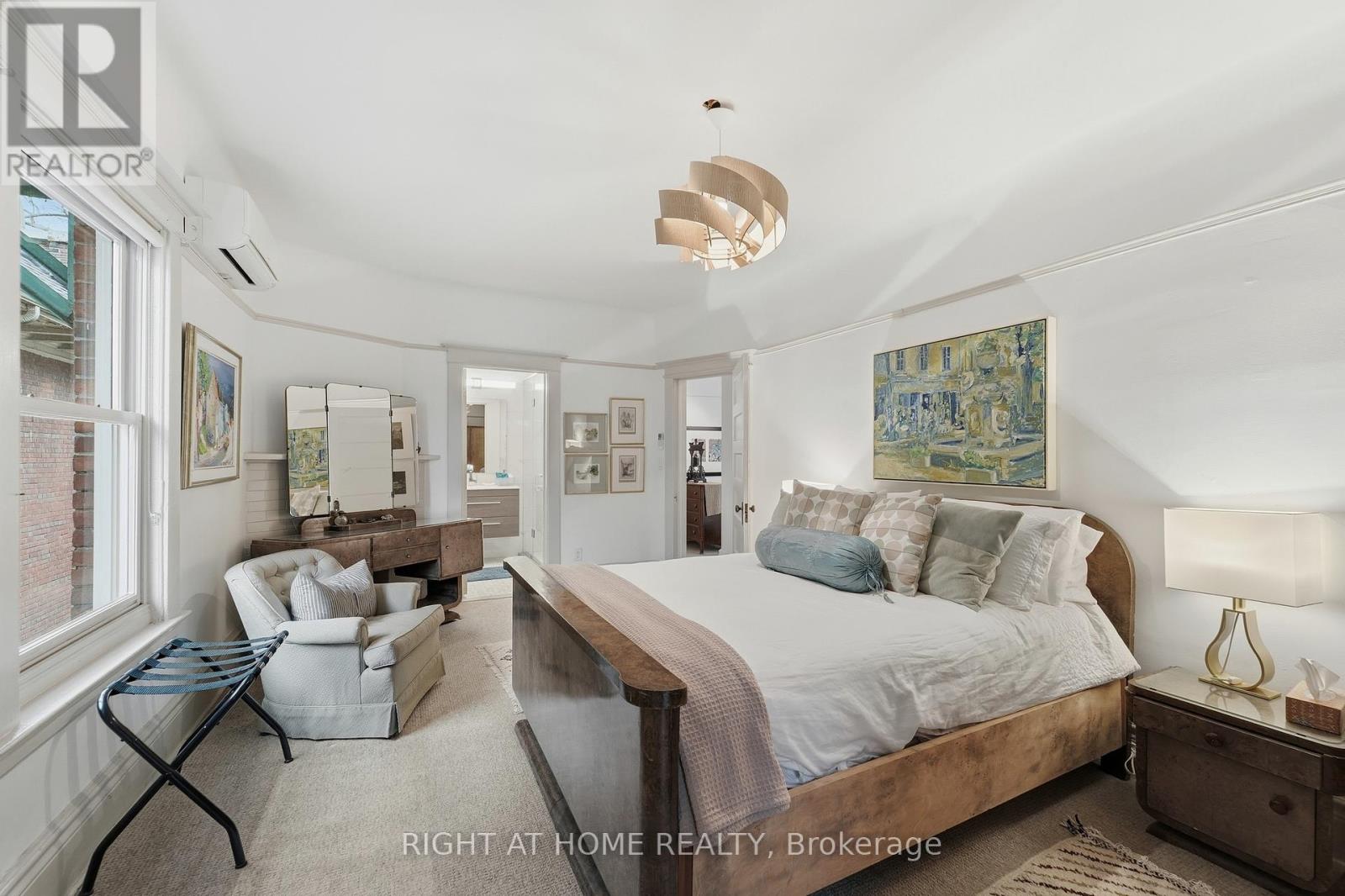 415 Palmerston Boulevard, Toronto, Ontario  M6G 2N7 - Photo 32 - C12550494