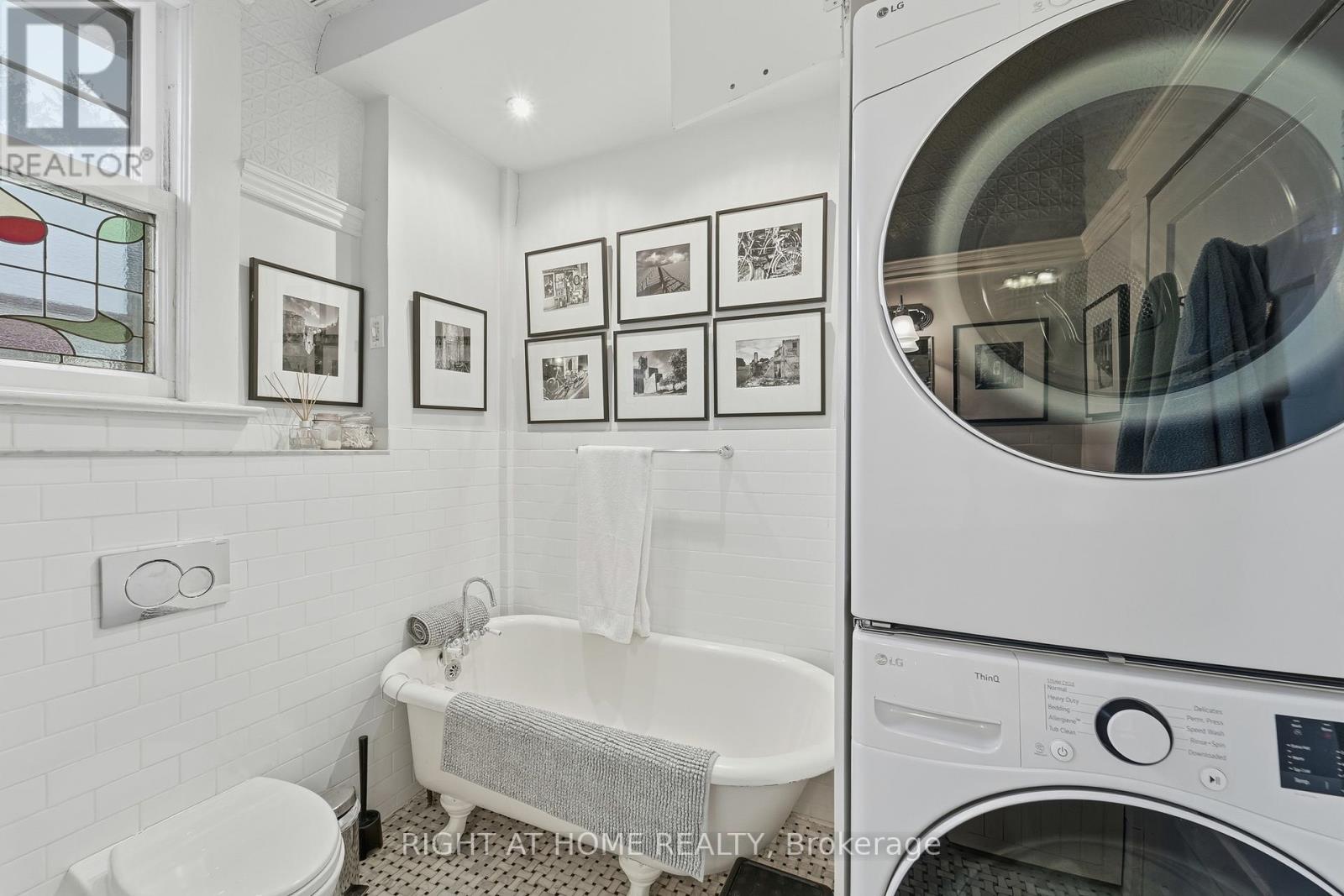 415 Palmerston Boulevard, Toronto, Ontario  M6G 2N7 - Photo 37 - C12550494