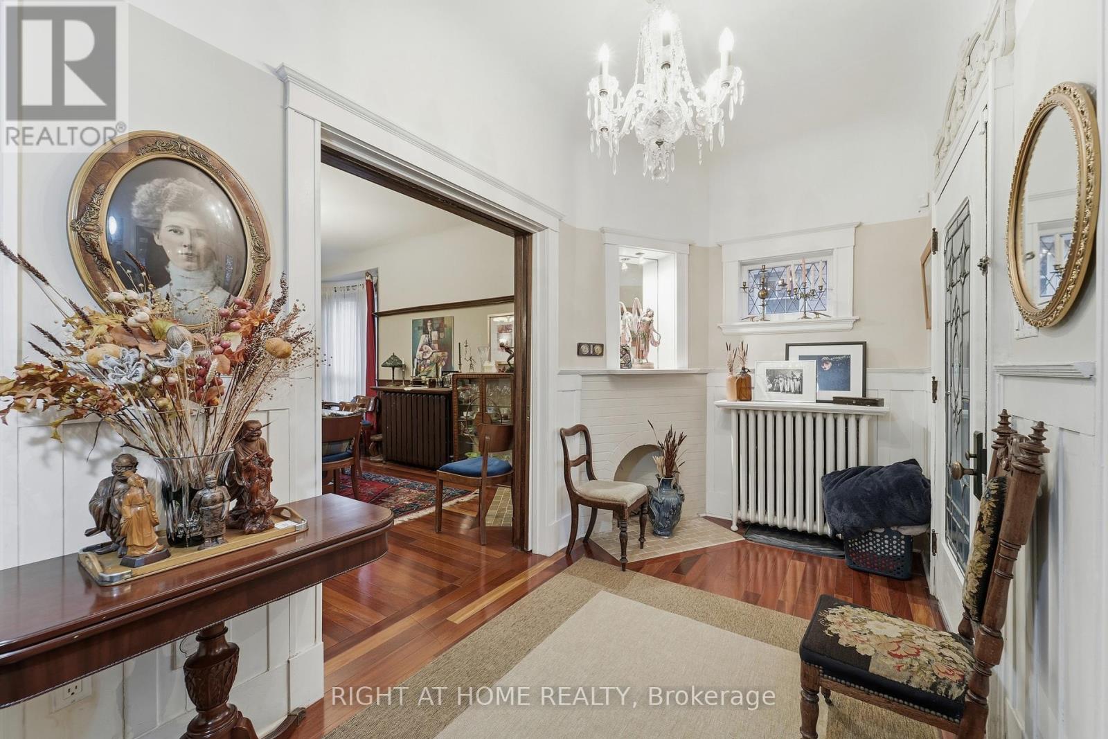 415 Palmerston Boulevard, Toronto, Ontario  M6G 2N7 - Photo 9 - C12550494