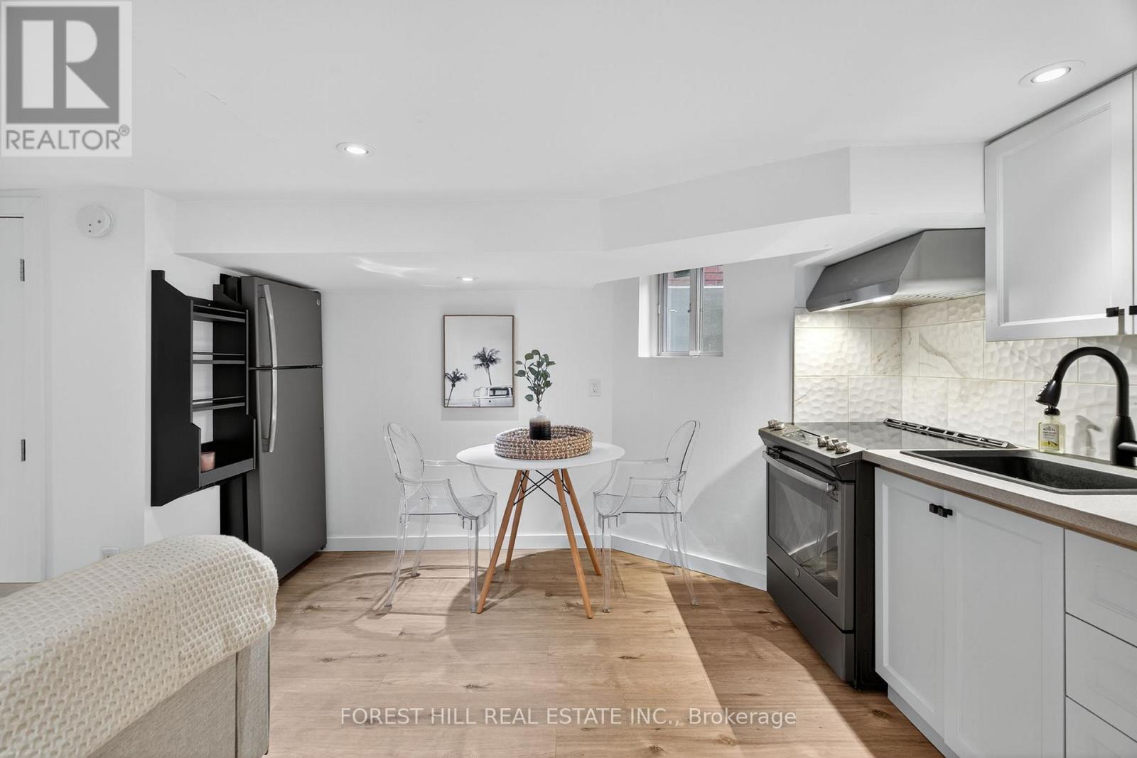 133 Ellsworth Avenue, Toronto, Ontario  M6G 2K5 - Photo 34 - C12550510