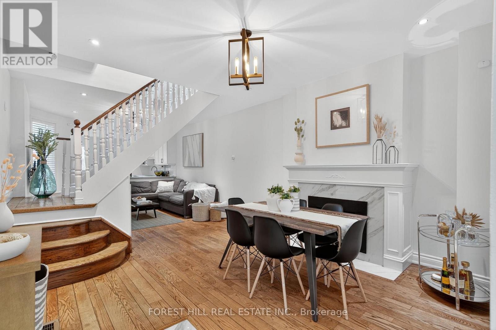 133 Ellsworth Avenue, Toronto, Ontario  M6G 2K5 - Photo 8 - C12550510