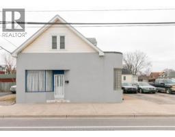 2739 SEMINOLE STREET, Windsor, Ontario