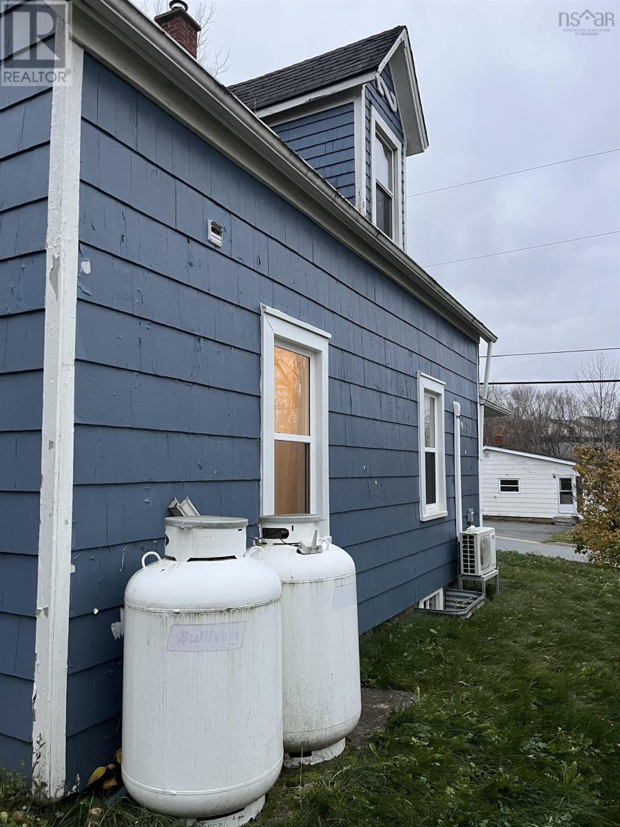 Property at 6 Jubilee Lane image 3