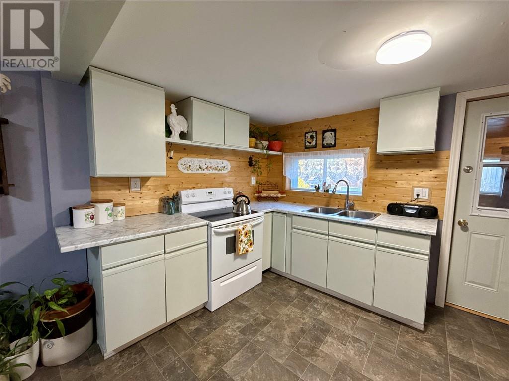 395 King, Massey, Ontario P0P 1P0 - Photo 5 - 2125660