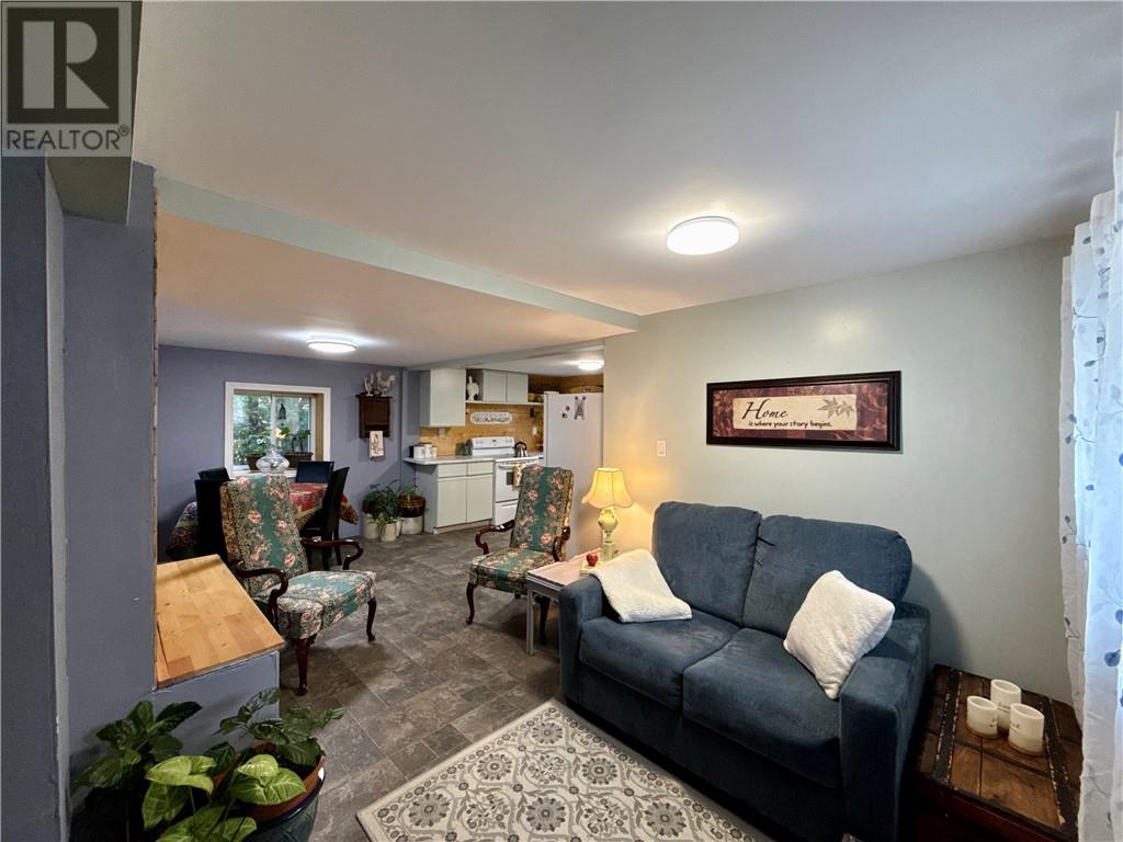 395 King, Massey, Ontario P0P 1P0 - Photo 6 - 2125660