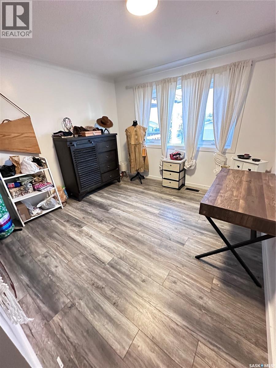 2198 Douglas Avenue, North Battleford, Saskatchewan  S9A 3M3 - Photo 31 - SK024148