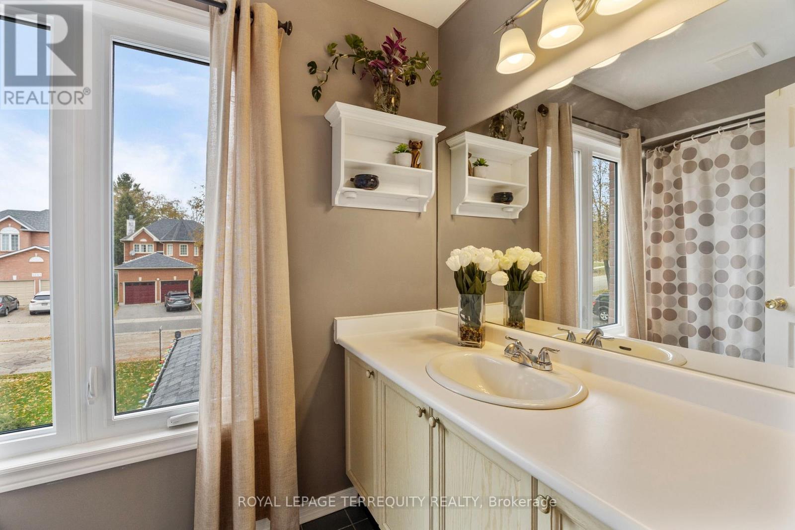 1080 Wildrose Crescent, Pickering, Ontario  L1X 2R3 - Photo 29 - E12550458