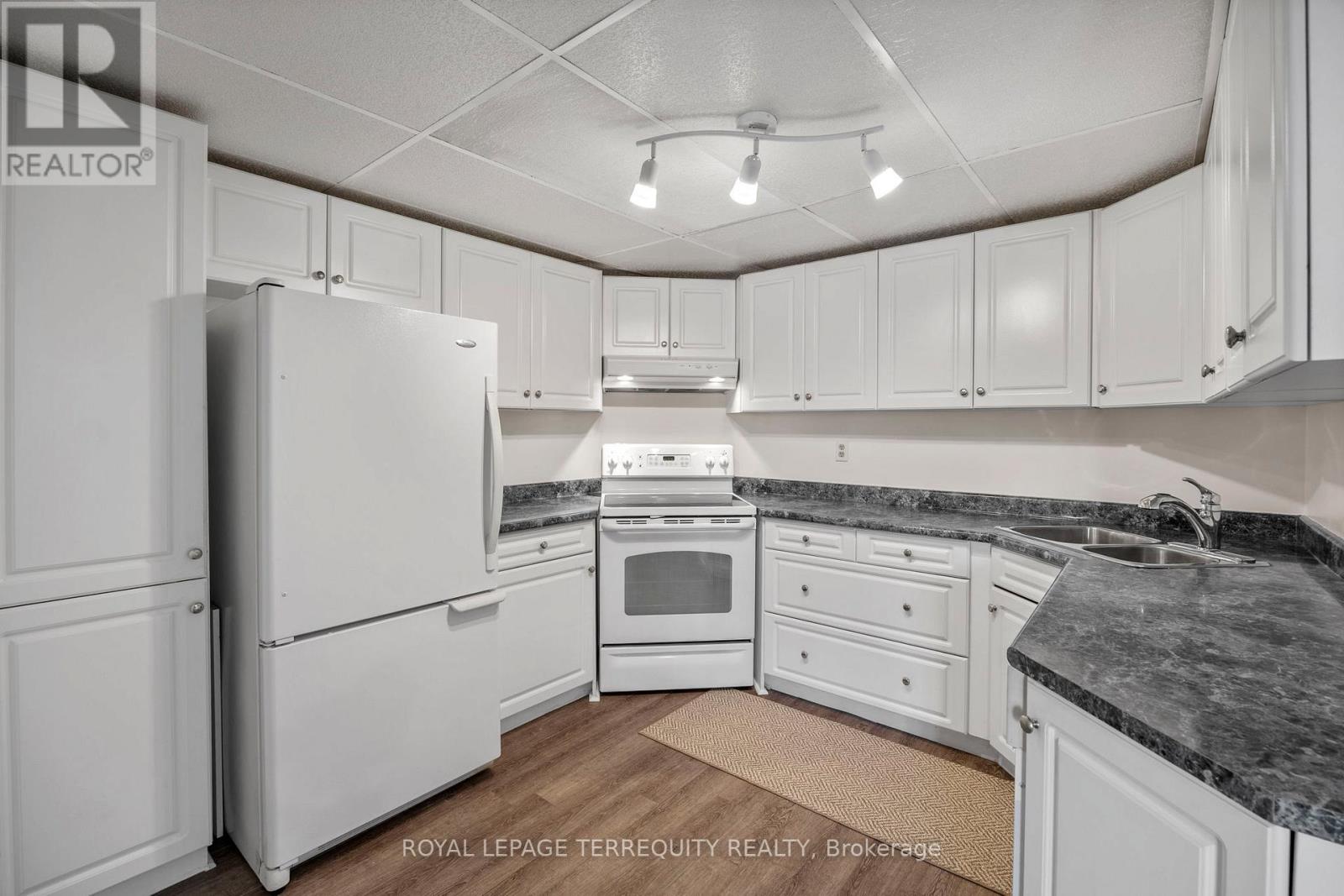 1080 Wildrose Crescent, Pickering, Ontario  L1X 2R3 - Photo 33 - E12550458