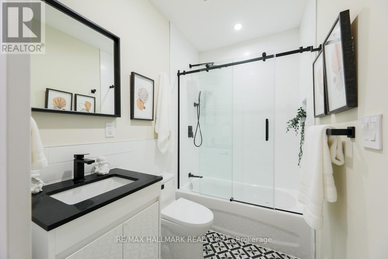 Main Floor - 6 Luttrell Avenue, Toronto, Ontario  M4C 5E3 - Photo 17 - E12550474