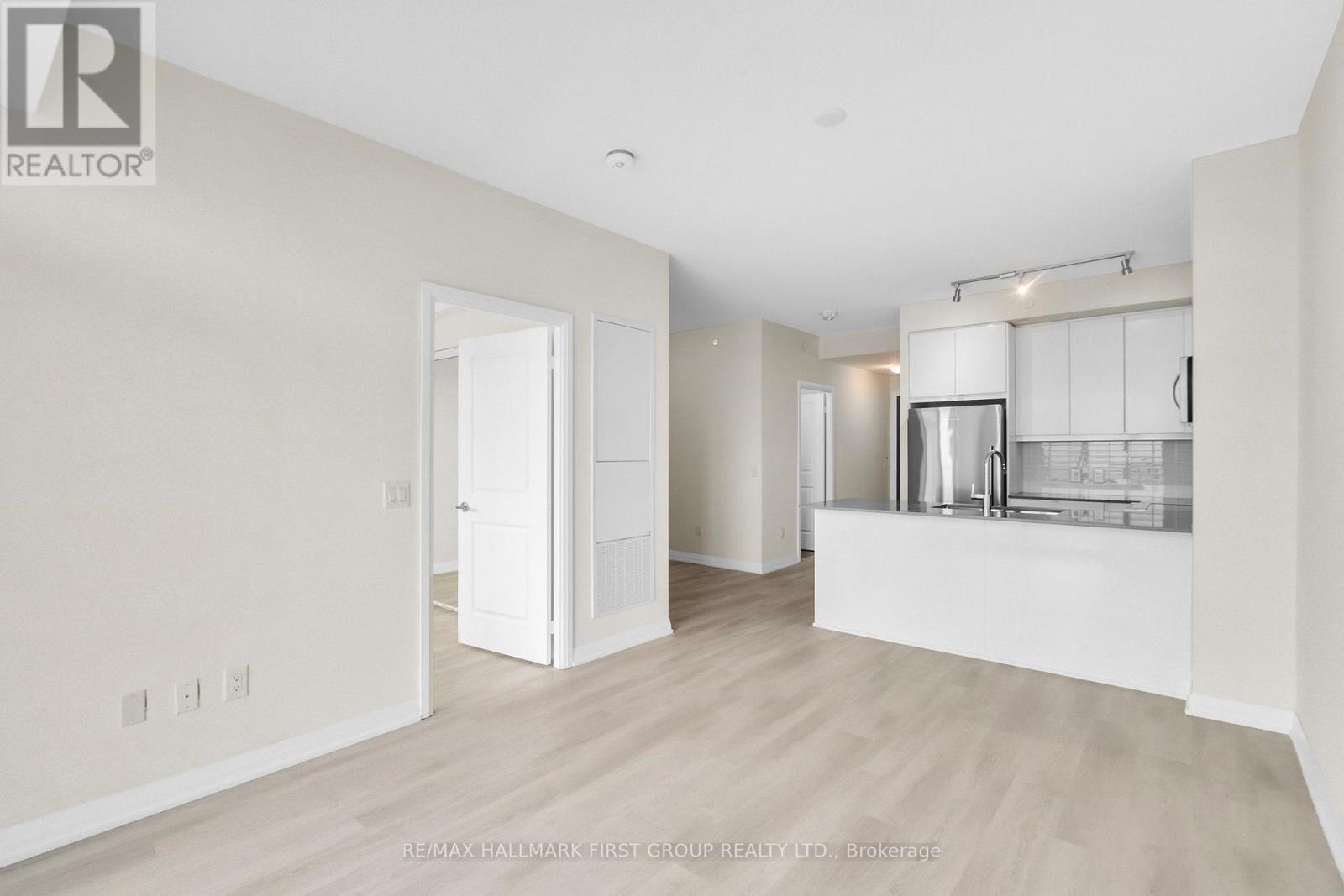 2408 - 3260 Sheppard Avenue, Toronto, Ontario  M1T 3K3 - Photo 15 - E12550516