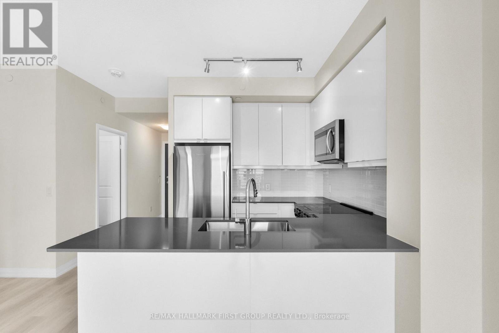 2408 - 3260 Sheppard Avenue, Toronto, Ontario  M1T 3K3 - Photo 9 - E12550516