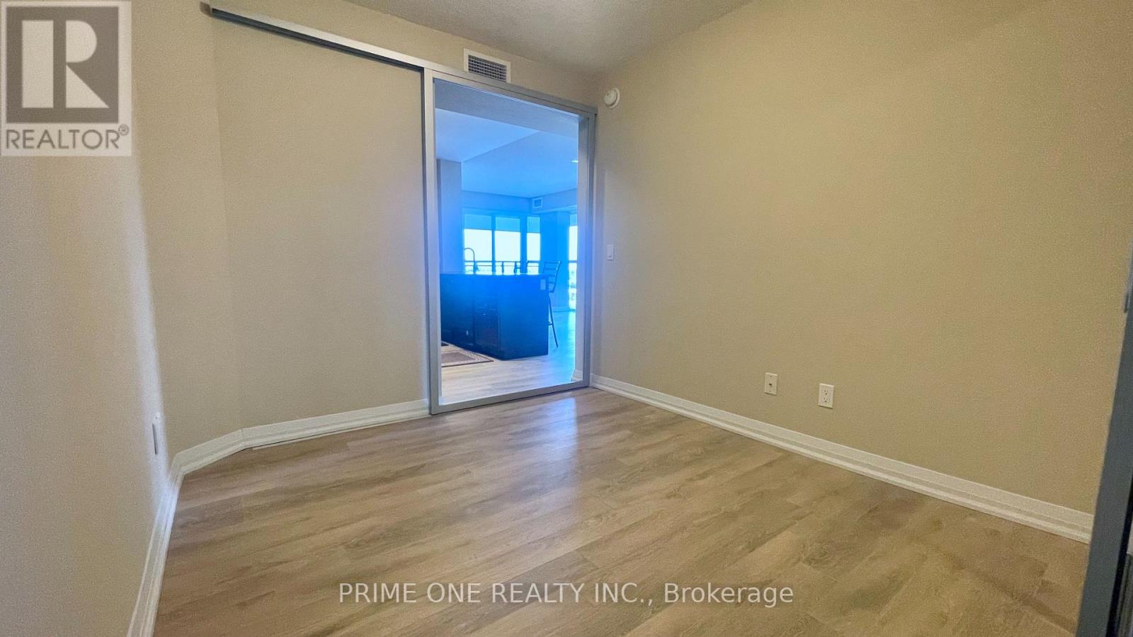 618 - 30 Meadowglen Place, Toronto, Ontario  M1G 0A6 - Photo 16 - E12550542