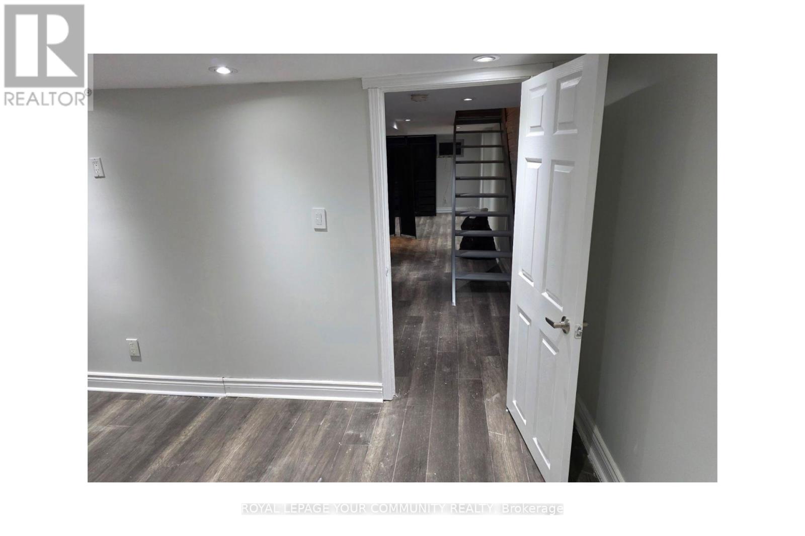 Unit 1 - 10 Coxwell Avenue, Toronto, Ontario M4L 3A7 - Photo 29 - E12524034