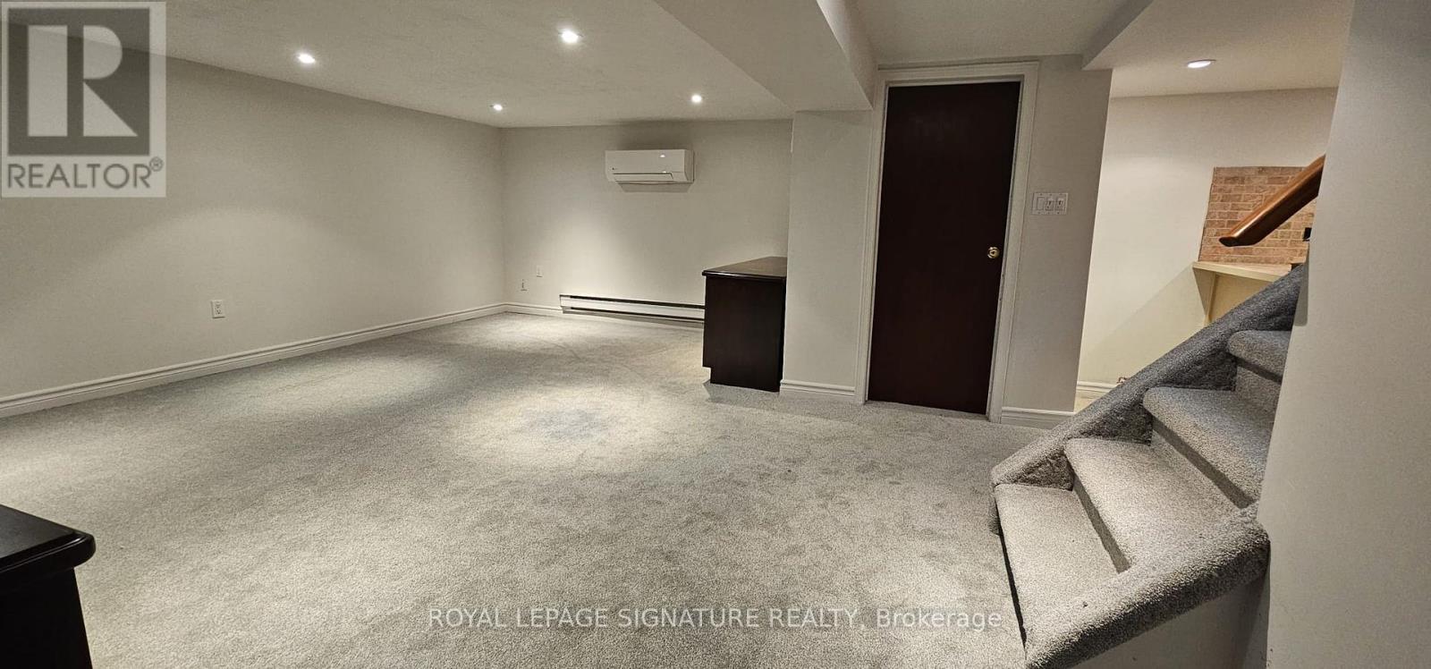 964 King Road, Burlington, Ontario L7T 3L3 - Photo 16 - W12514118