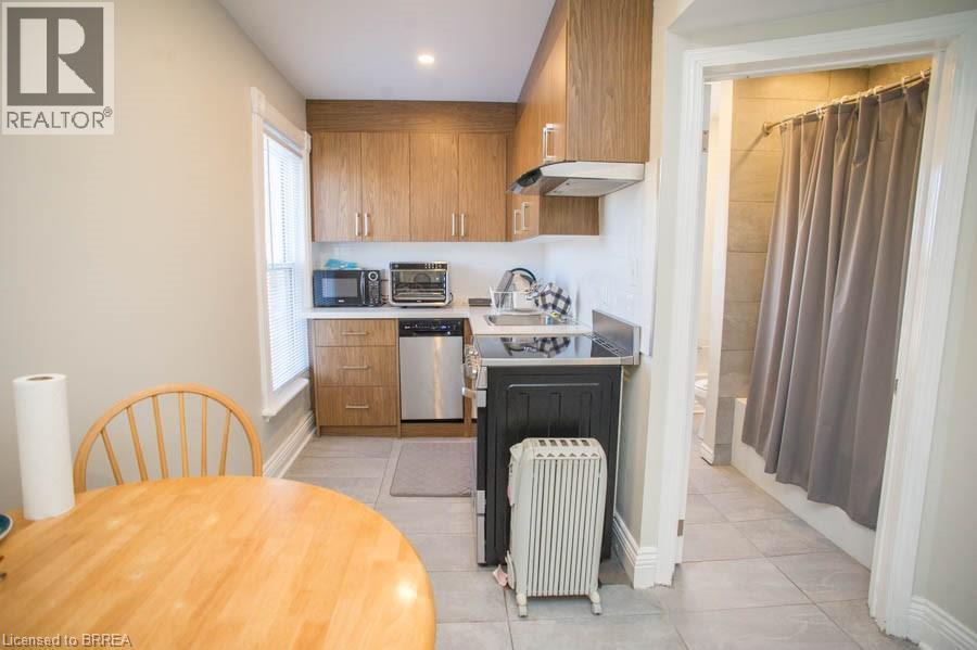 282 Darling Street, Brantford, Ontario  N3S 3X6 - Photo 7 - 40788642