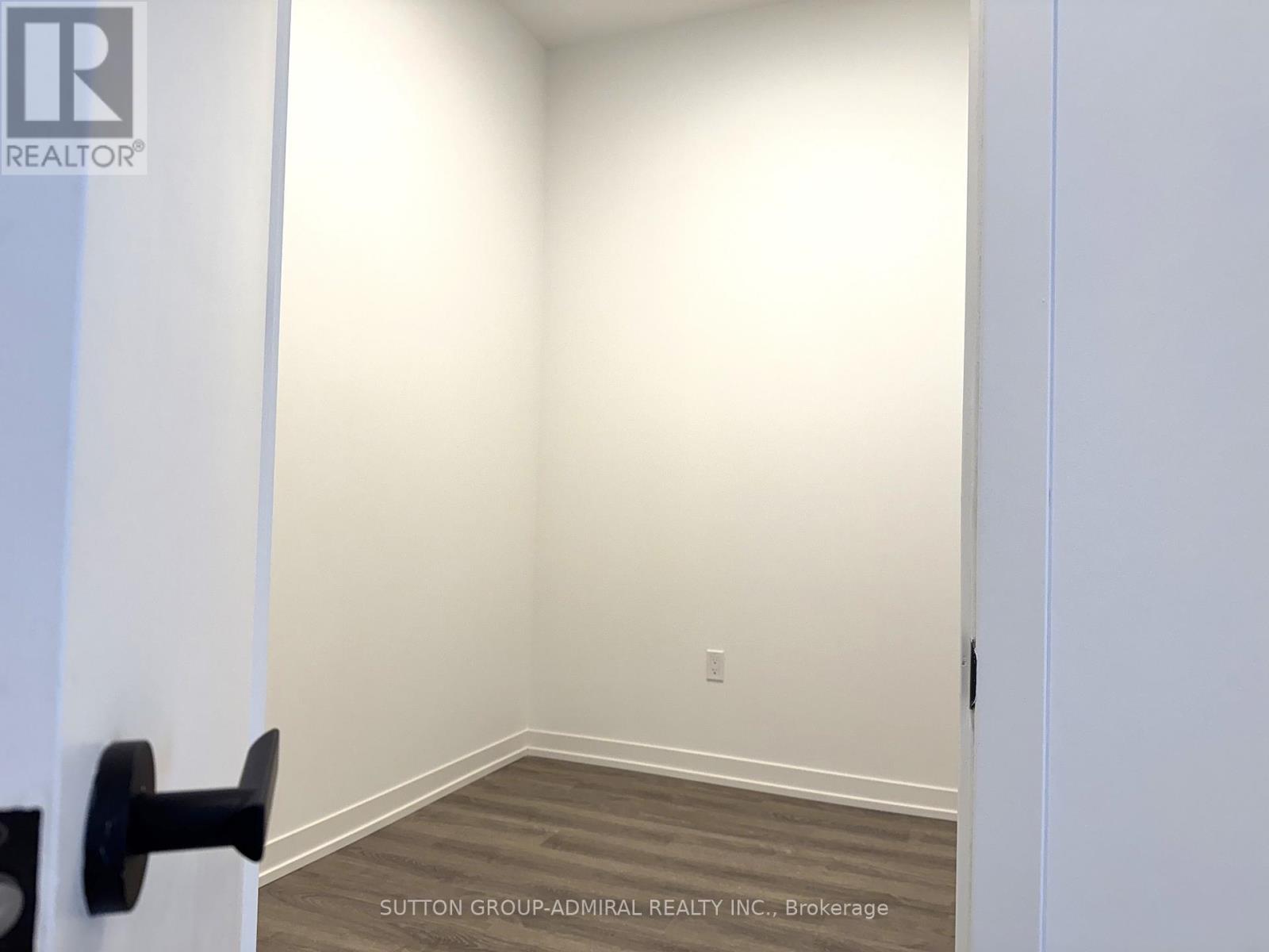 1608 - 8 Interchange Way E, Vaughan, Ontario  L4K 0R2 - Photo 23 - N12550406