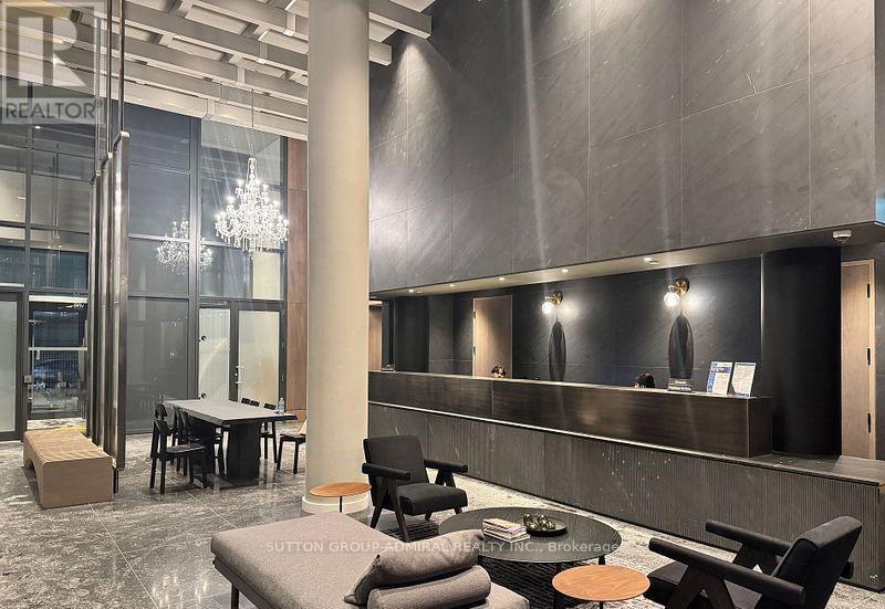 1608 - 8 Interchange Way E, Vaughan, Ontario  L4K 0R2 - Photo 7 - N12550406