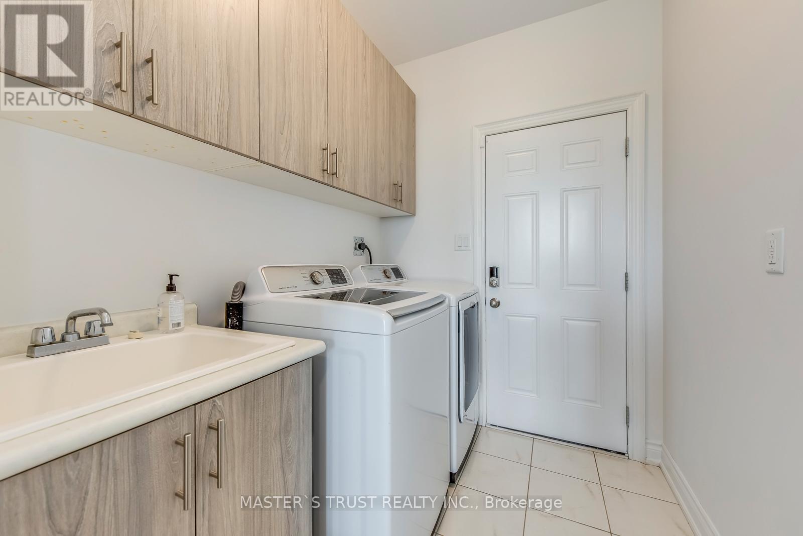 78 Tesla Crescent, East Gwillimbury, Ontario  L9N 0T3 - Photo 12 - N12550414