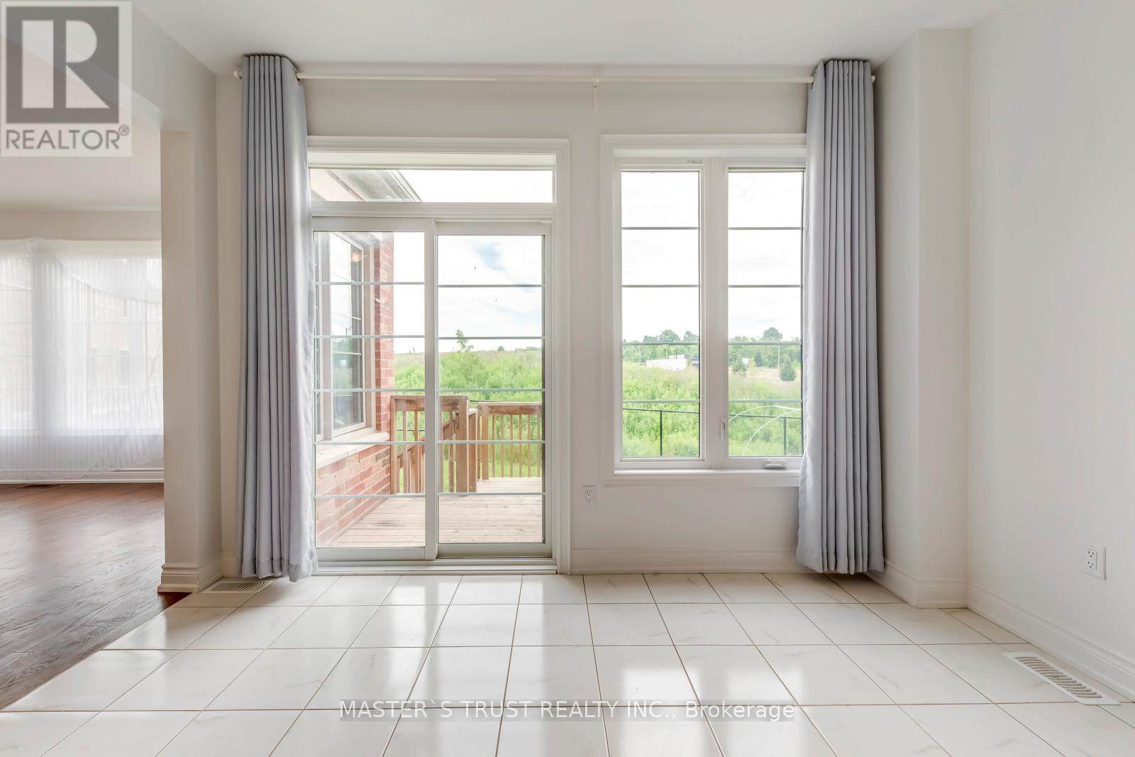 78 Tesla Crescent, East Gwillimbury, Ontario  L9N 0T3 - Photo 9 - N12550414