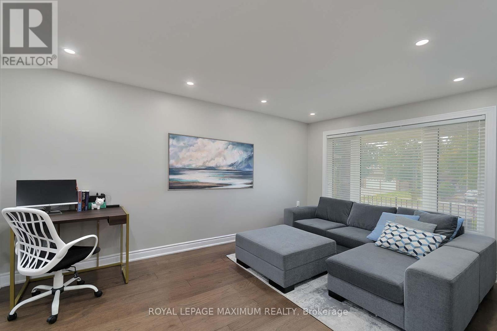 27 Looking Glass Crescent, Vaughan, Ontario  L4L 5M8 - Photo 22 - N12550426