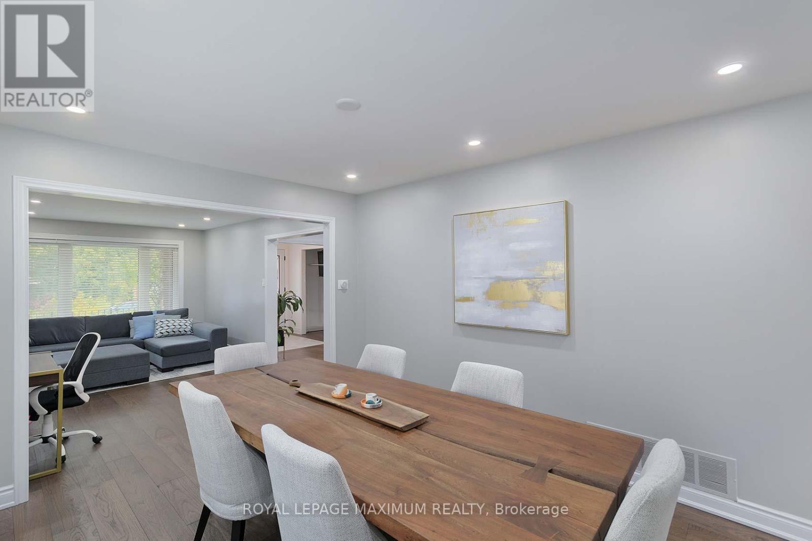 27 Looking Glass Crescent, Vaughan, Ontario  L4L 5M8 - Photo 24 - N12550426