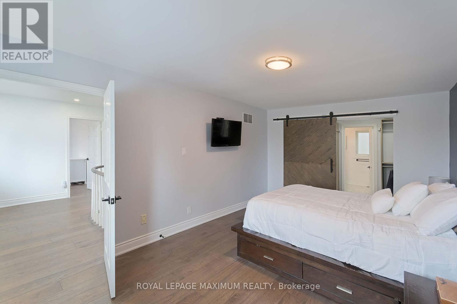 27 Looking Glass Crescent, Vaughan, Ontario  L4L 5M8 - Photo 32 - N12550426