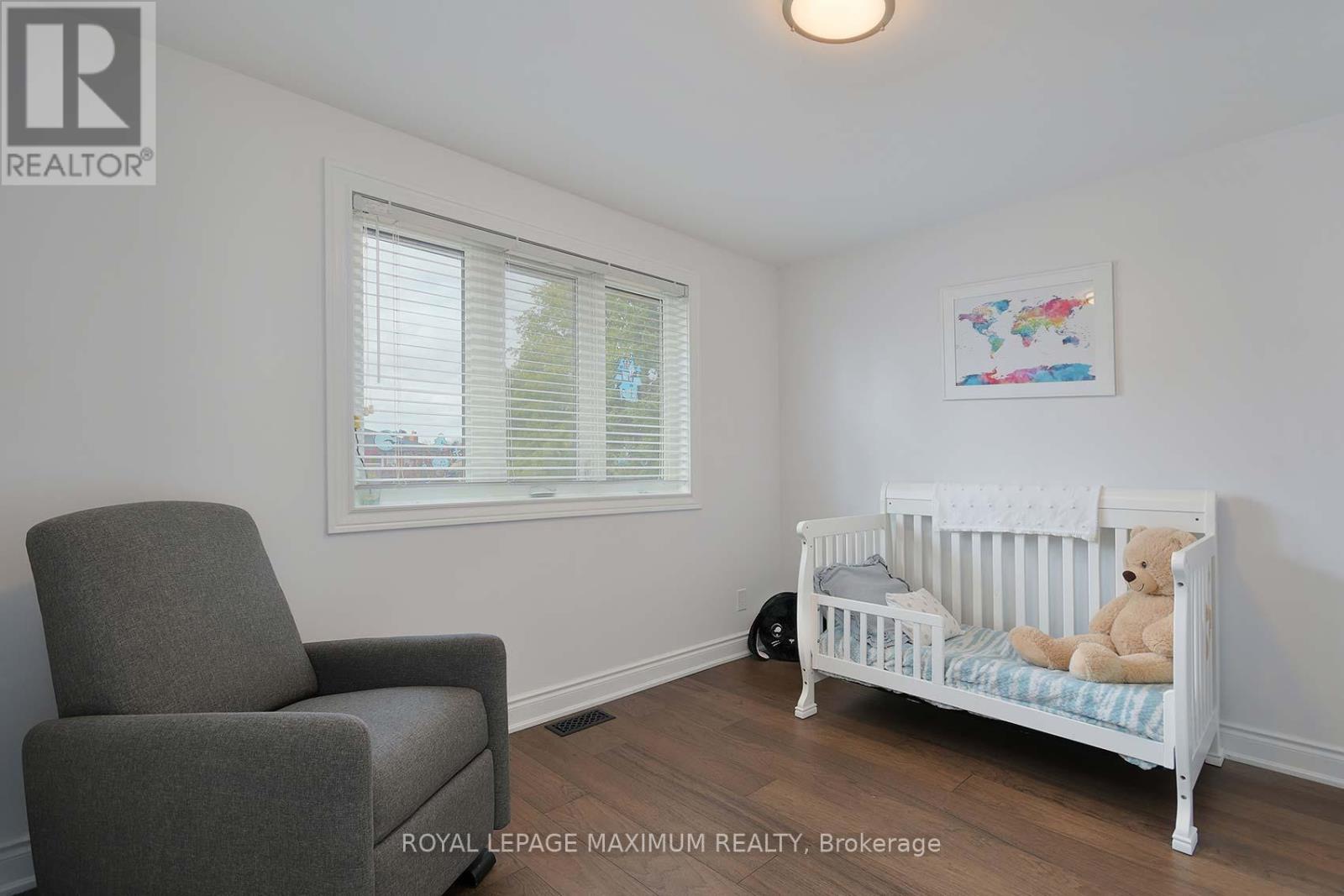 27 Looking Glass Crescent, Vaughan, Ontario  L4L 5M8 - Photo 36 - N12550426