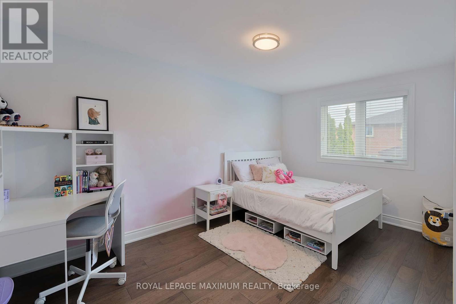 27 Looking Glass Crescent, Vaughan, Ontario  L4L 5M8 - Photo 38 - N12550426