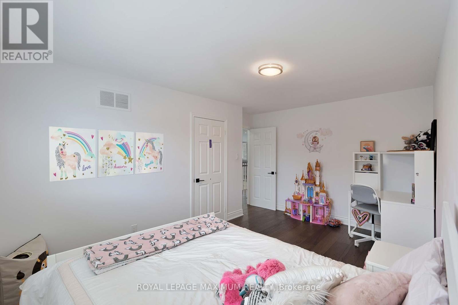 27 Looking Glass Crescent, Vaughan, Ontario  L4L 5M8 - Photo 39 - N12550426