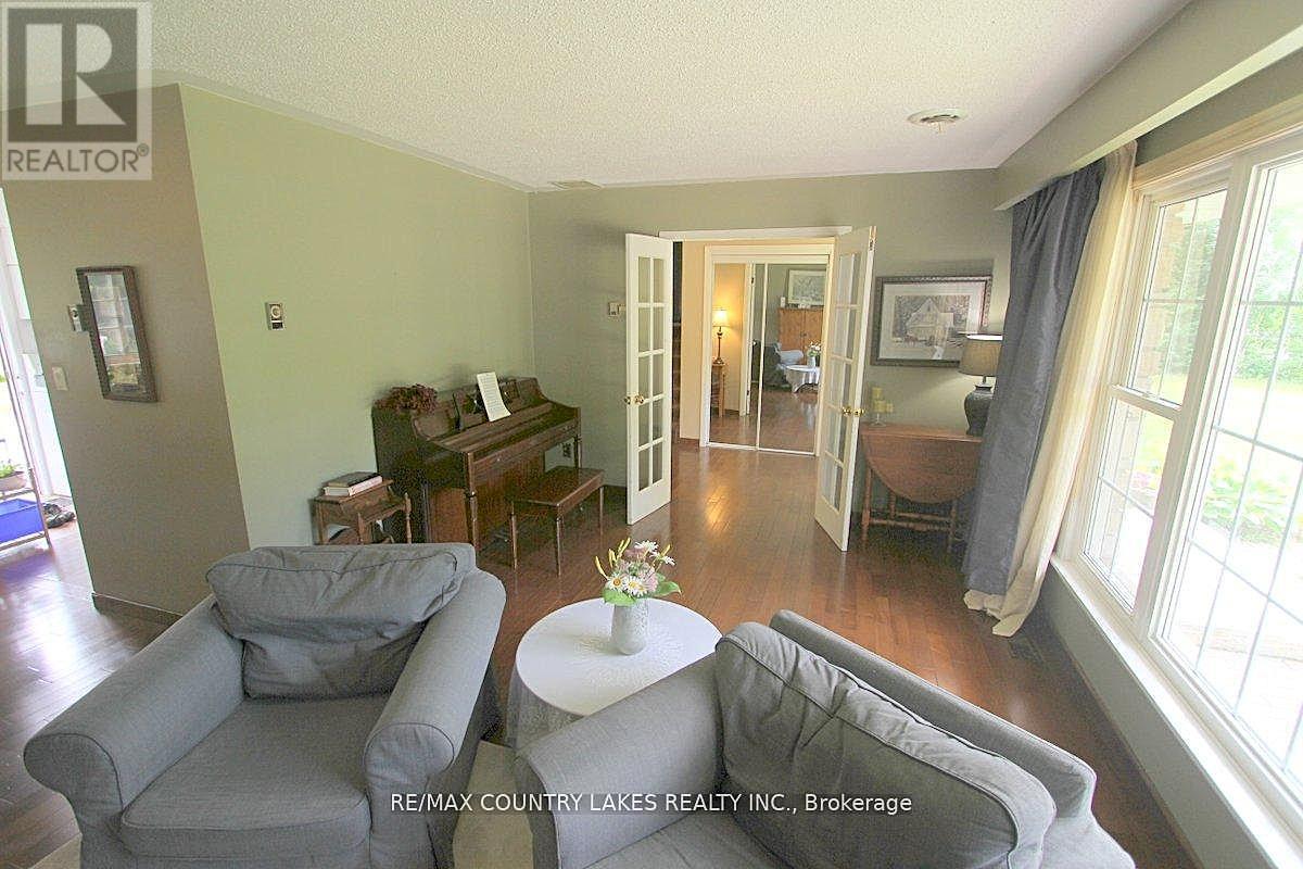 25725 Maple Beach Road, Brock (Beaverton), Ontario  L0K 1A0 - Photo 16 - N12550444