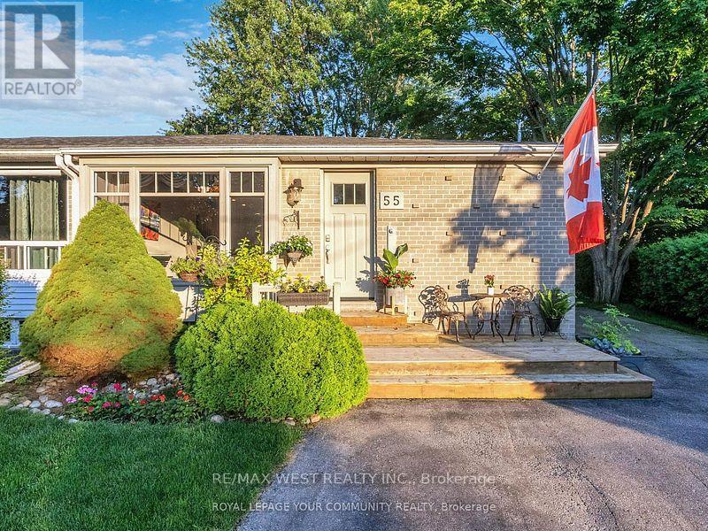 55 DAVIS ROAD, Aurora, Ontario