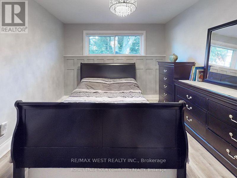 55 Davis Road, Aurora, Ontario  L4G 2B4 - Photo 12 - N12550468