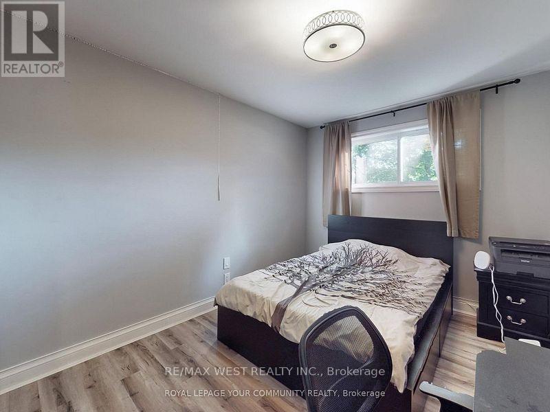 55 Davis Road, Aurora, Ontario  L4G 2B4 - Photo 18 - N12550468