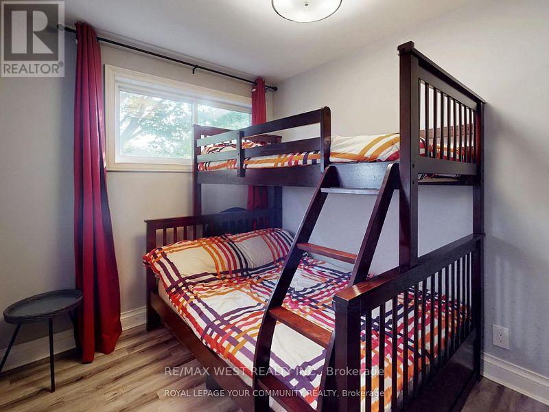 55 Davis Road, Aurora, Ontario  L4G 2B4 - Photo 23 - N12550468