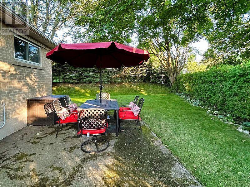 55 Davis Road, Aurora, Ontario  L4G 2B4 - Photo 34 - N12550468